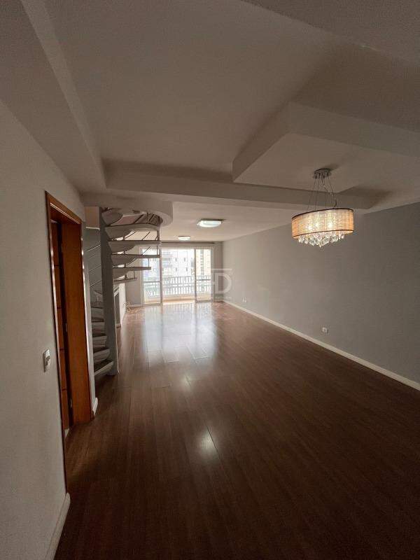 Cobertura, 3 quartos, 255 m² - Foto 1