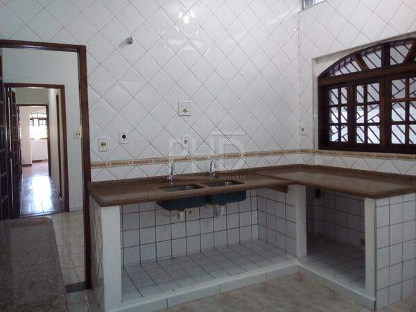 Sobrado à venda com 4 quartos, 220m² - Foto 12