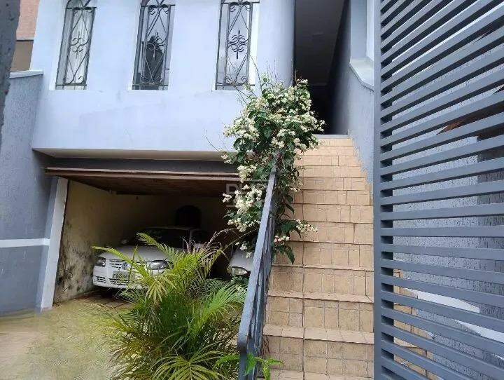 Sobrado, 4 quartos, 330 m² - Foto 1