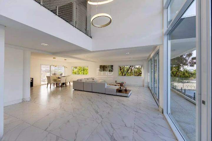 Sobrado, 5 quartos, 440 m² - Foto 2