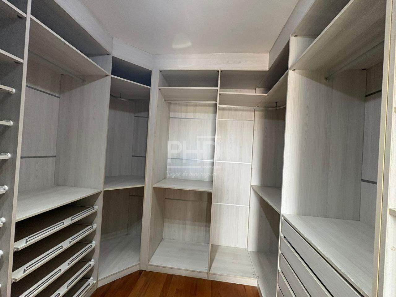 Apartamento, 3 quartos, 220 m² - Foto 11