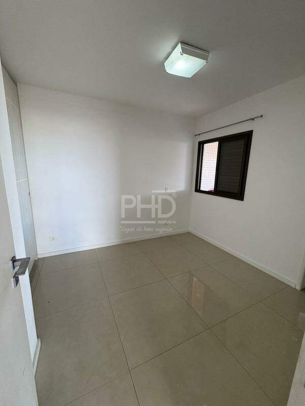 Apartamento, 3 quartos, 220 m² - Foto 13