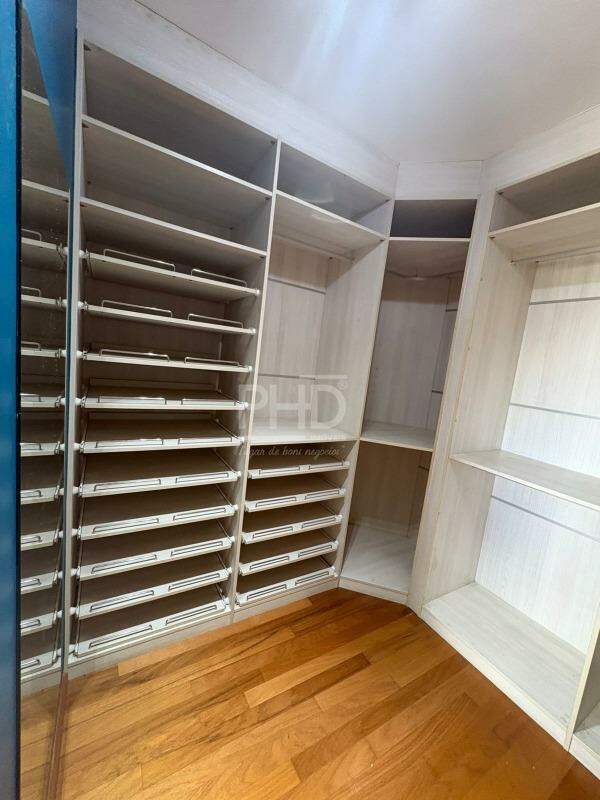 Apartamento, 3 quartos, 220 m² - Foto 12