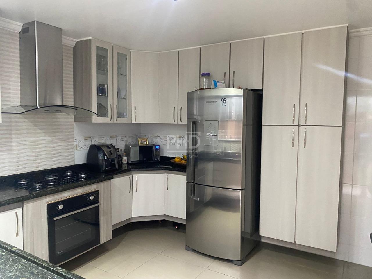 Sobrado, 3 quartos, 300 m² - Foto 8