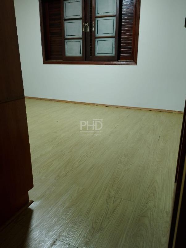 Casa, 3 quartos, 240 m² - Foto 11