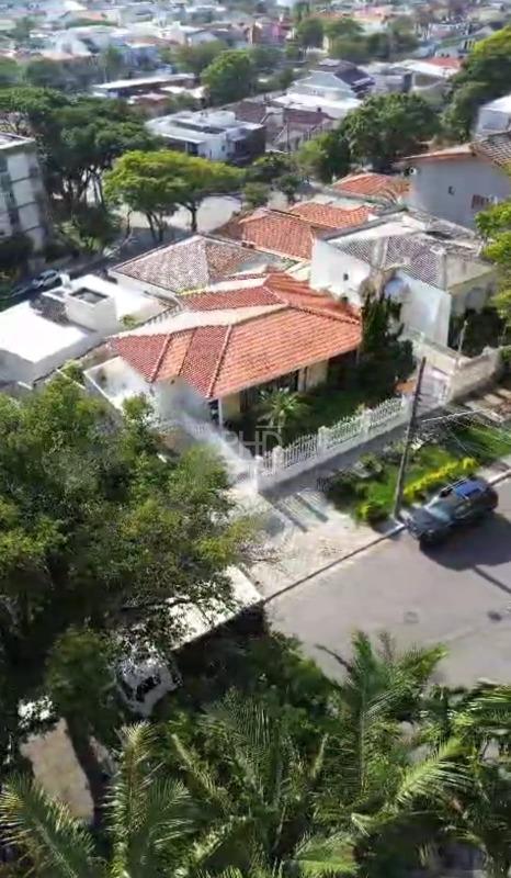 Casa, 3 quartos, 240 m² - Foto 32