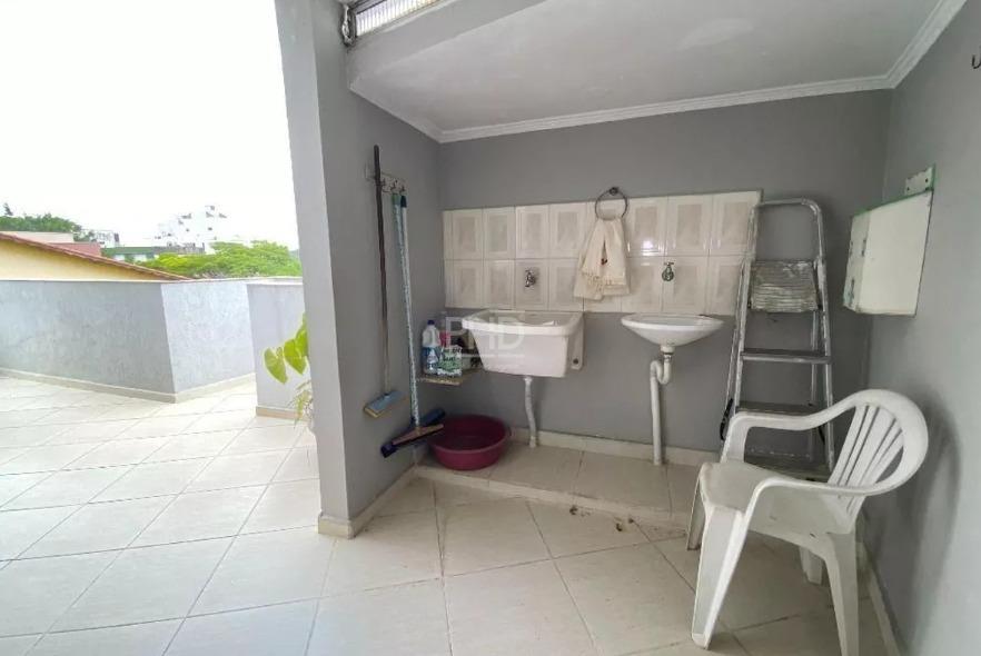 Casa, 3 quartos, 240 m² - Foto 5