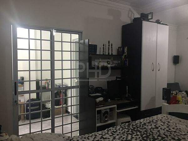 Sobrado à venda com 4 quartos, 225m² - Foto 13