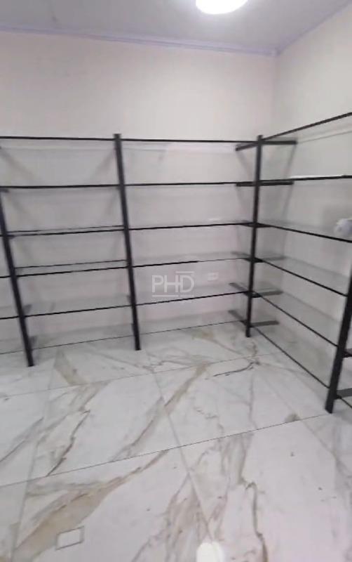 Loja-Salão, 60 m² - Foto 1