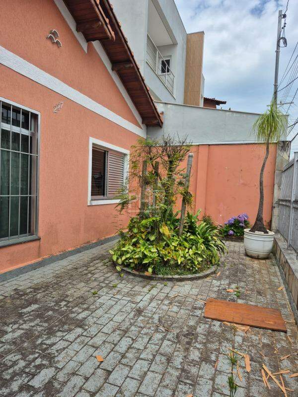 Casa, 3 quartos, 242 m² - Foto 46