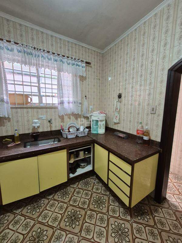 Casa, 3 quartos, 242 m² - Foto 13