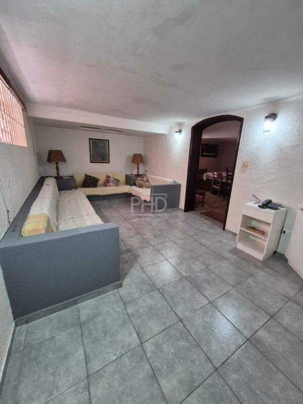 Casa, 3 quartos, 242 m² - Foto 9