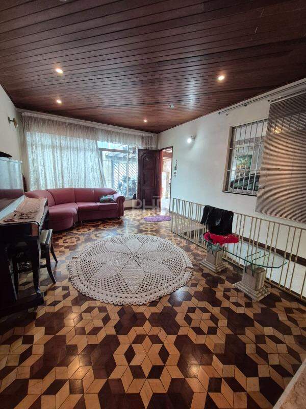 Casa, 3 quartos, 242 m² - Foto 2