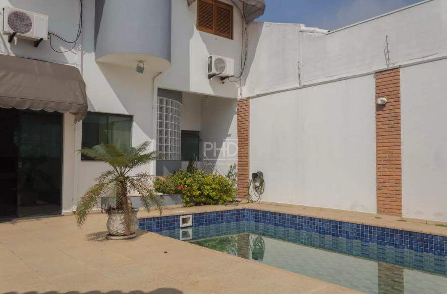 Sobrado, 4 quartos, 349 m² - Foto 1