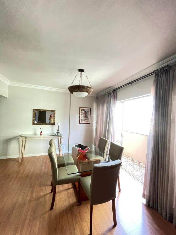 Apartamento, 3 quartos, 123 m² - Foto 1