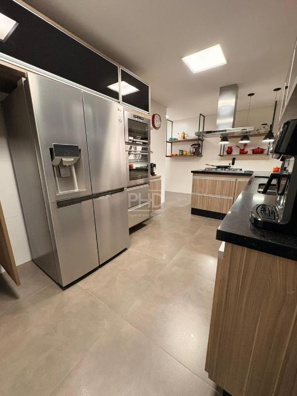 Apartamento, 3 quartos, 242 m² - Foto 9