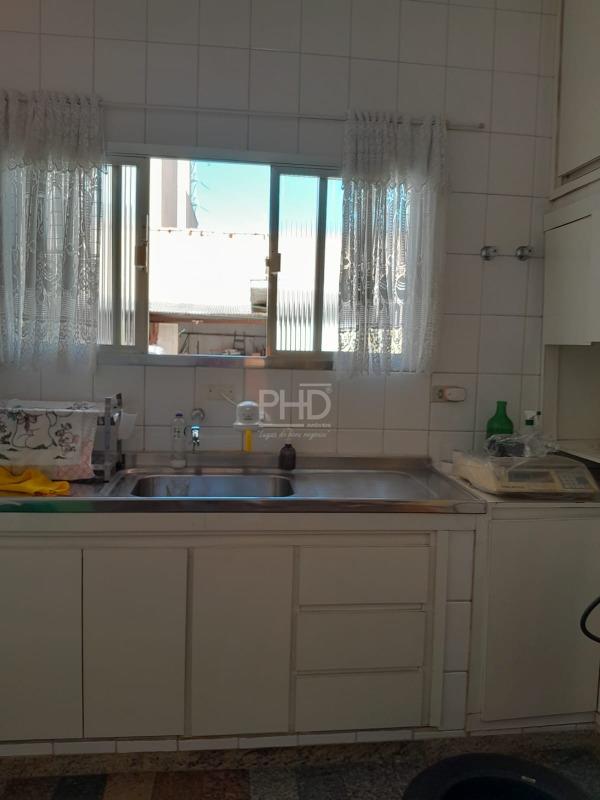 Casa, 3 quartos, 300 m² - Foto 8