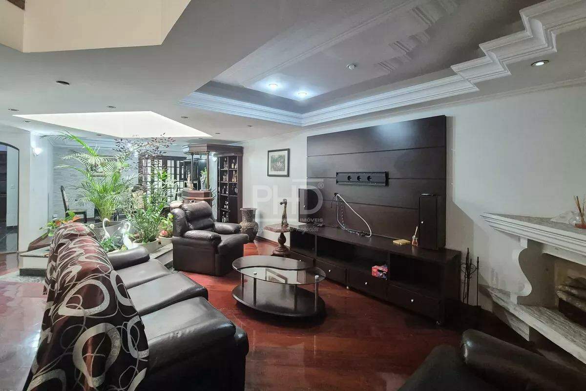 Casa, 4 quartos, 450 m² - Foto 1