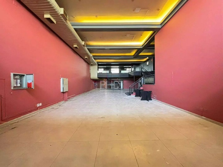 Depósito-Galpão, 922 m² - Foto 1