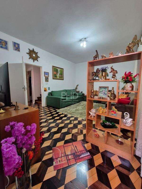 Sobrado, 3 quartos, 202 m² - Foto 1