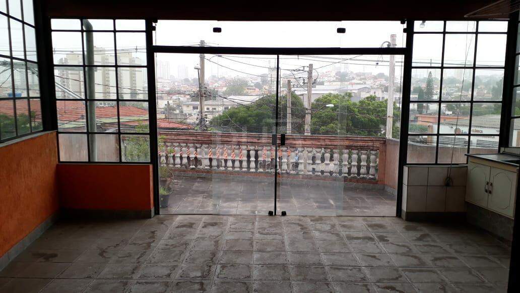 Sobrado à venda com 2 quartos, 242m² - Foto 26