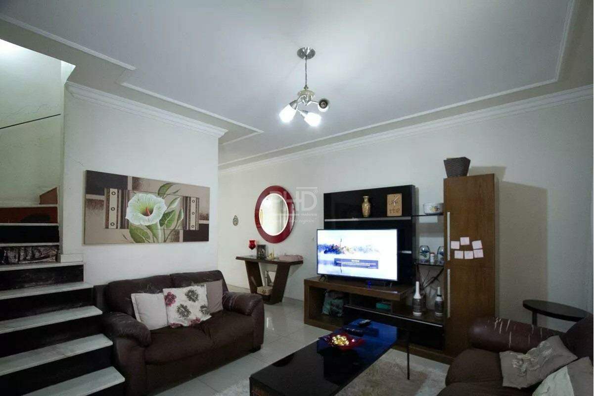 Sobrado, 3 quartos, 225 m² - Foto 1