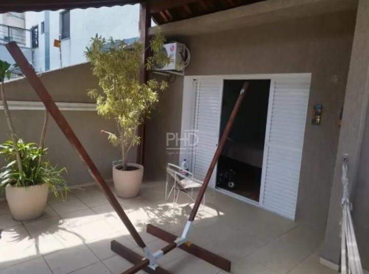 Sobrado, 3 quartos, 169 m² - Foto 1