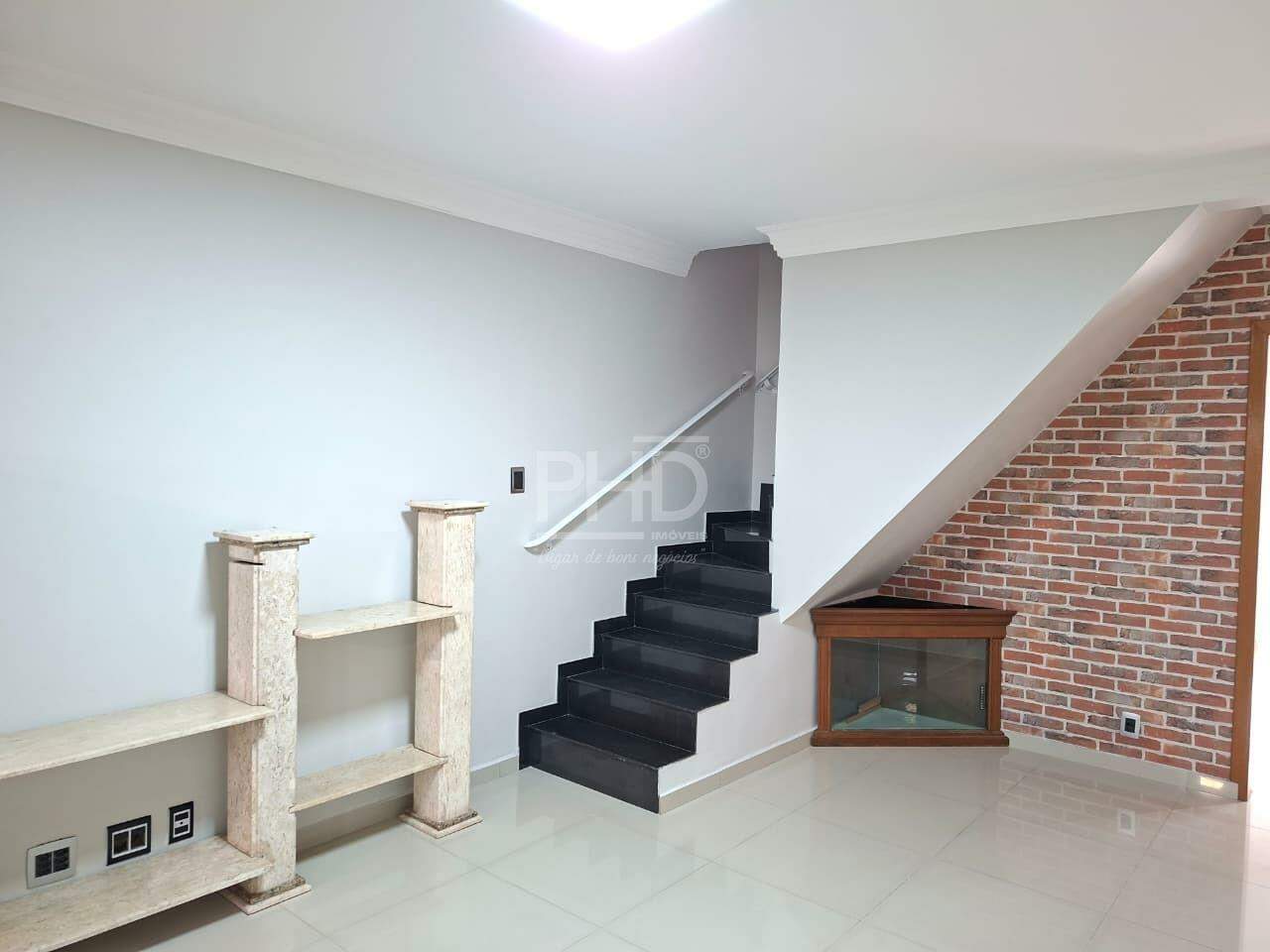 Sobrado, 3 quartos, 260 m² - Foto 1