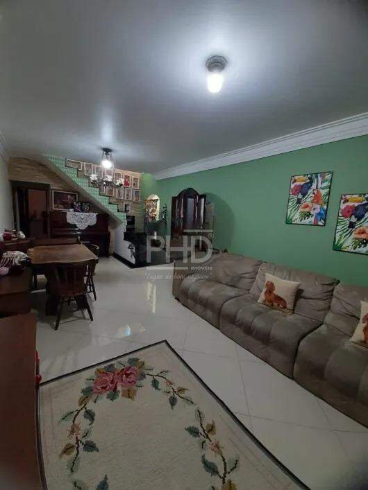 Sobrado, 3 quartos, 290 m² - Foto 1