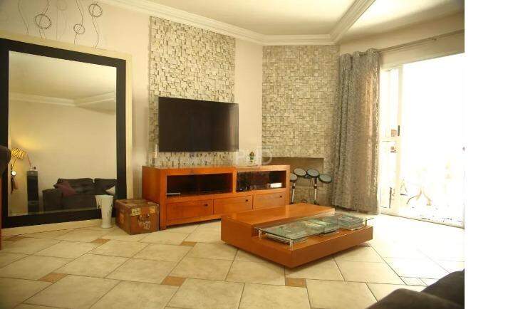 Sobrado, 4 quartos, 195 m² - Foto 1