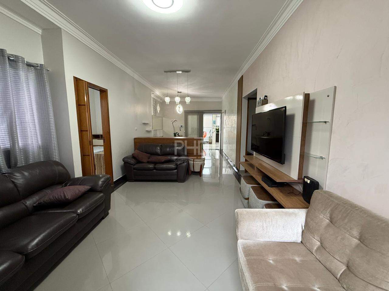 Sobrado, 3 quartos, 564 m² - Foto 2