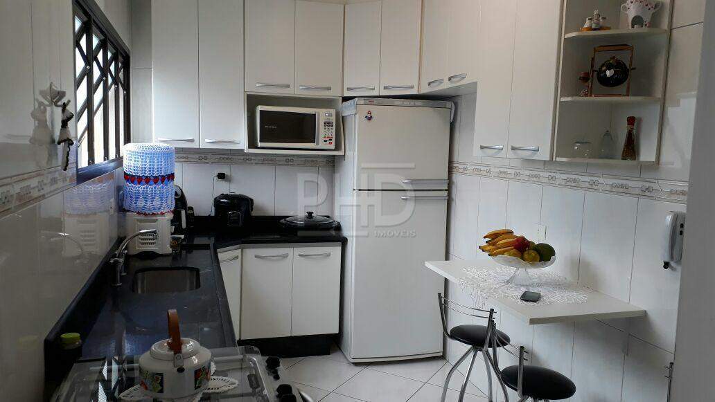 Apartamento à venda com 2 quartos, 70m² - Foto 8