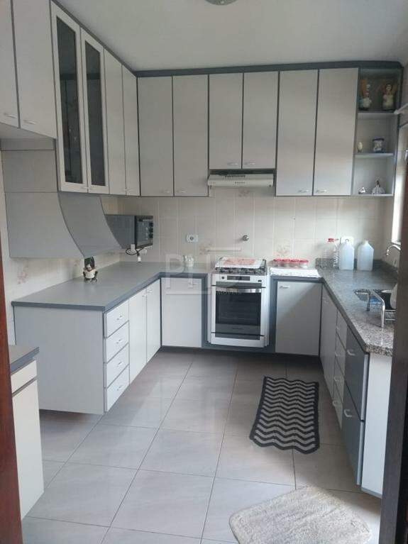 Casa à venda com 3 quartos, 200m² - Foto 5