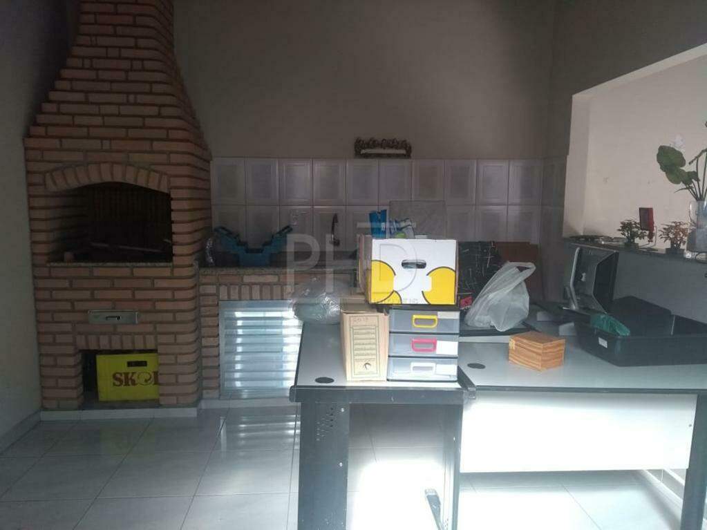 Casa à venda com 3 quartos, 200m² - Foto 17