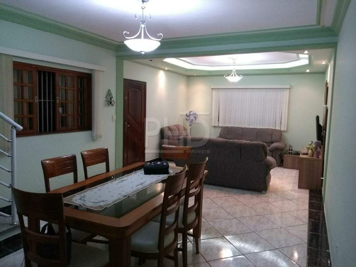 Sobrado à venda com 3 quartos, 309m² - Foto 2