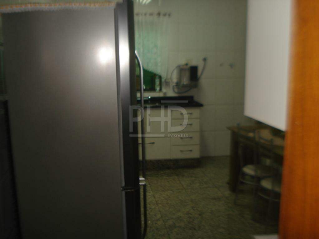 Sobrado à venda com 3 quartos, 300m² - Foto 9