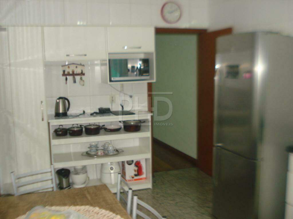 Sobrado à venda com 3 quartos, 300m² - Foto 10