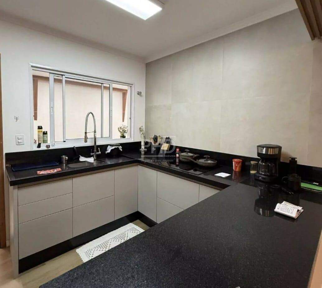 Casa, 3 quartos, 201 m² - Foto 5