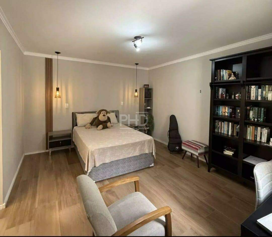 Casa, 3 quartos, 201 m² - Foto 7