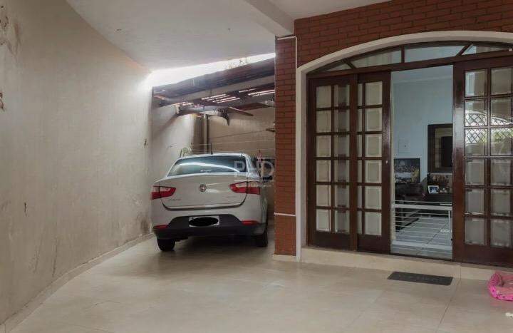 Sobrado, 3 quartos, 210 m² - Foto 1