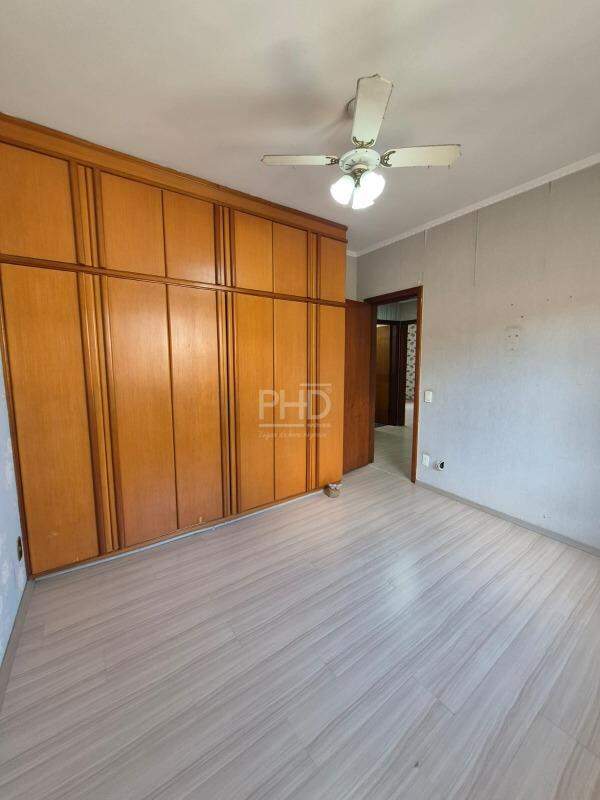Casa, 3 quartos, 270 m² - Foto 14