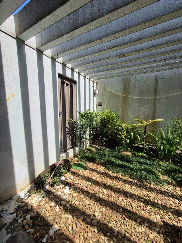 Casa, 3 quartos, 270 m² - Foto 4