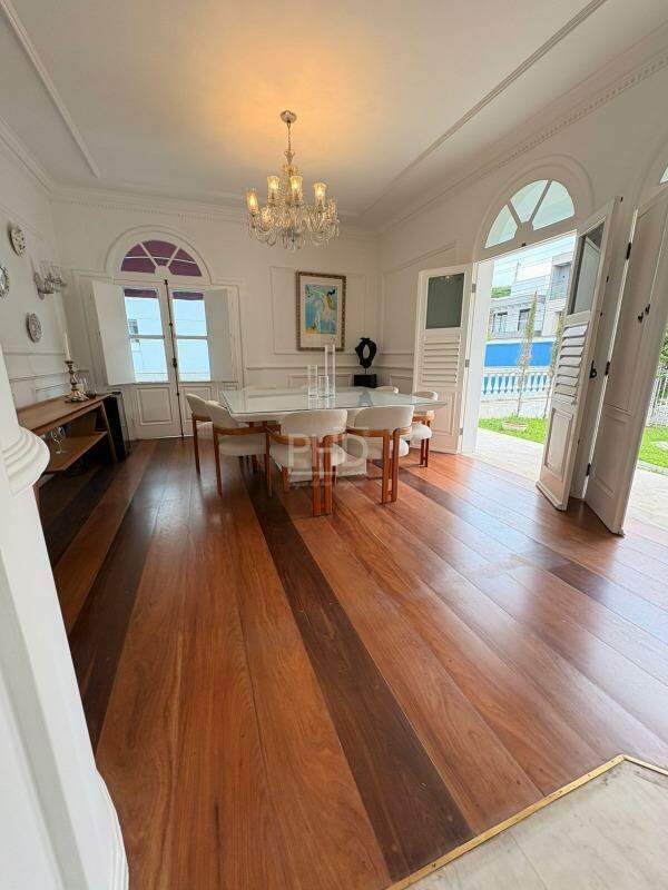 Casa, 4 quartos, 575 m² - Foto 1