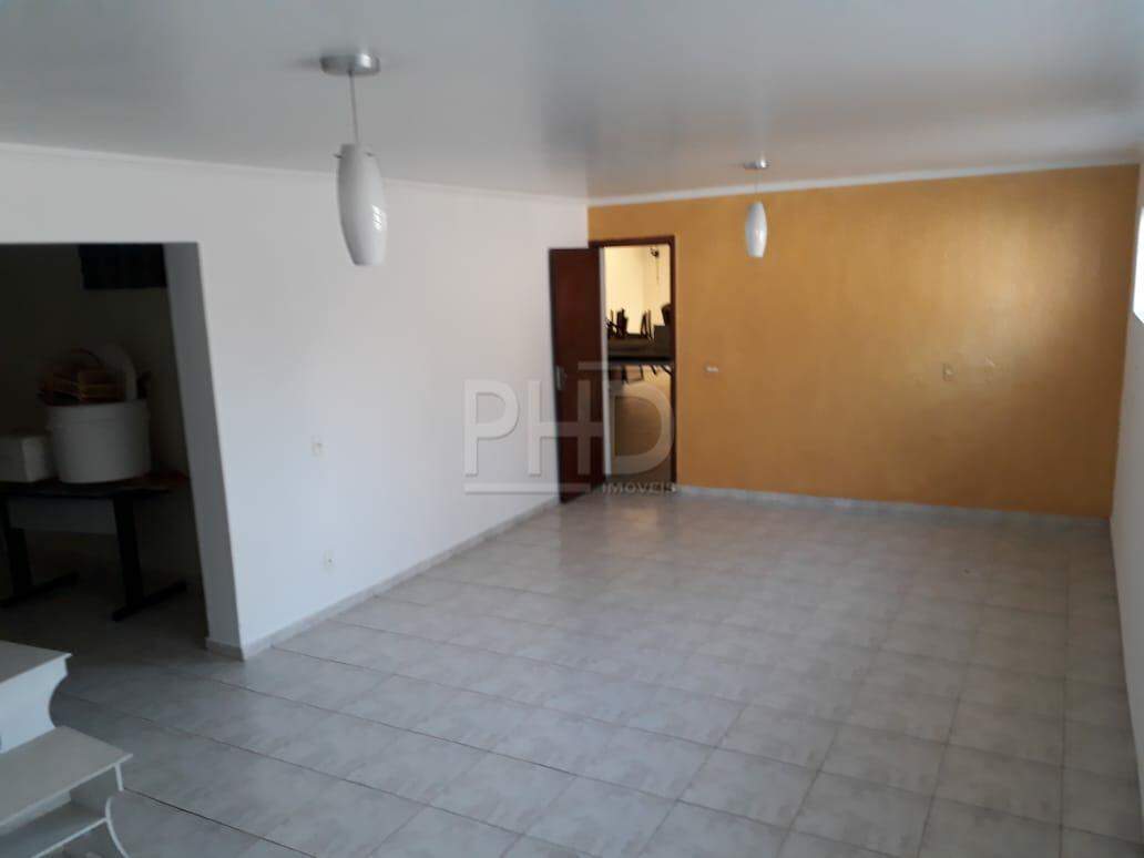 Casa à venda com 3 quartos, 314m² - Foto 18