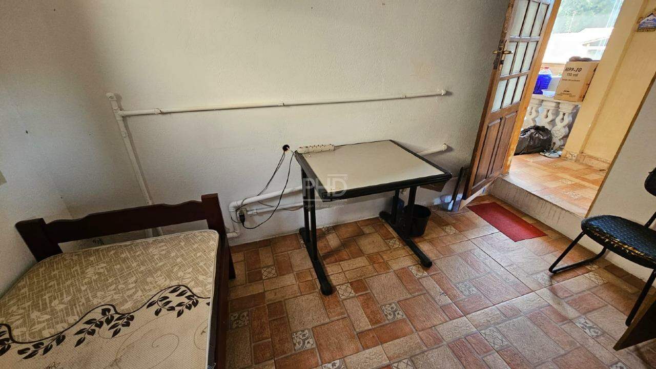 Sobrado, 9 quartos, 436 m² - Foto 14