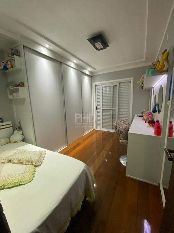 Sobrado à venda com 3 quartos, 380m² - Foto 17