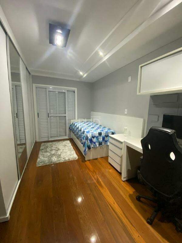 Sobrado à venda com 3 quartos, 380m² - Foto 21