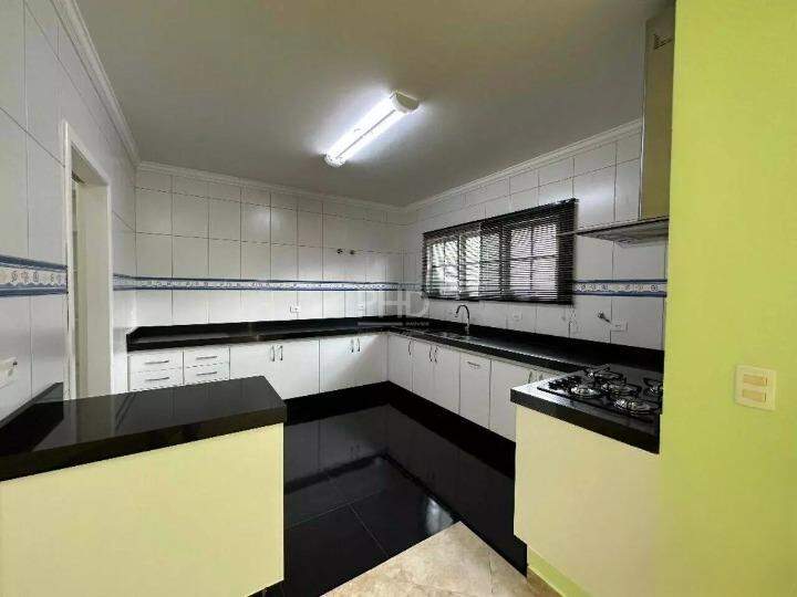 Sobrado, 3 quartos, 383 m² - Foto 10
