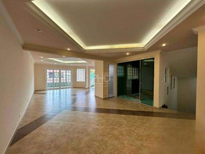 Sobrado, 3 quartos, 383 m² - Foto 1