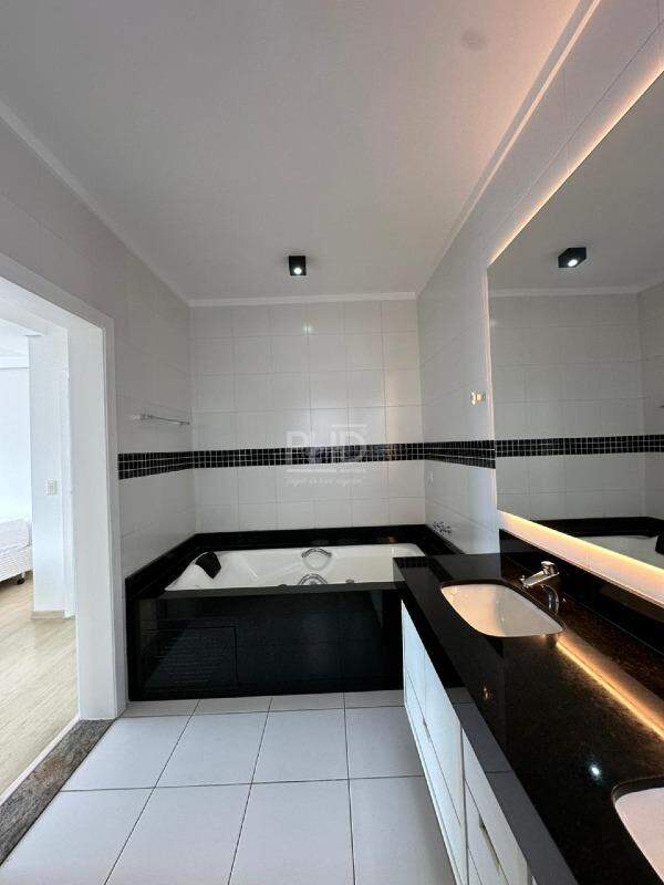 Sobrado, 4 quartos, 560 m² - Foto 46